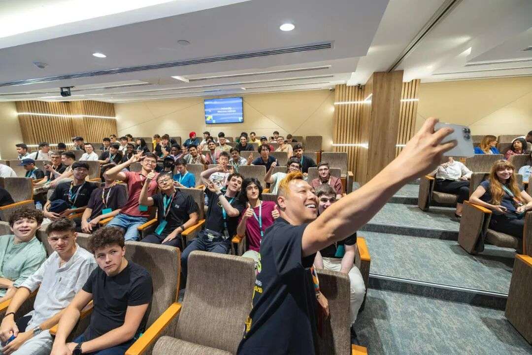 全奖读AI！人工智能专业排名全球前10的MBZUAI启动本硕博项目招生