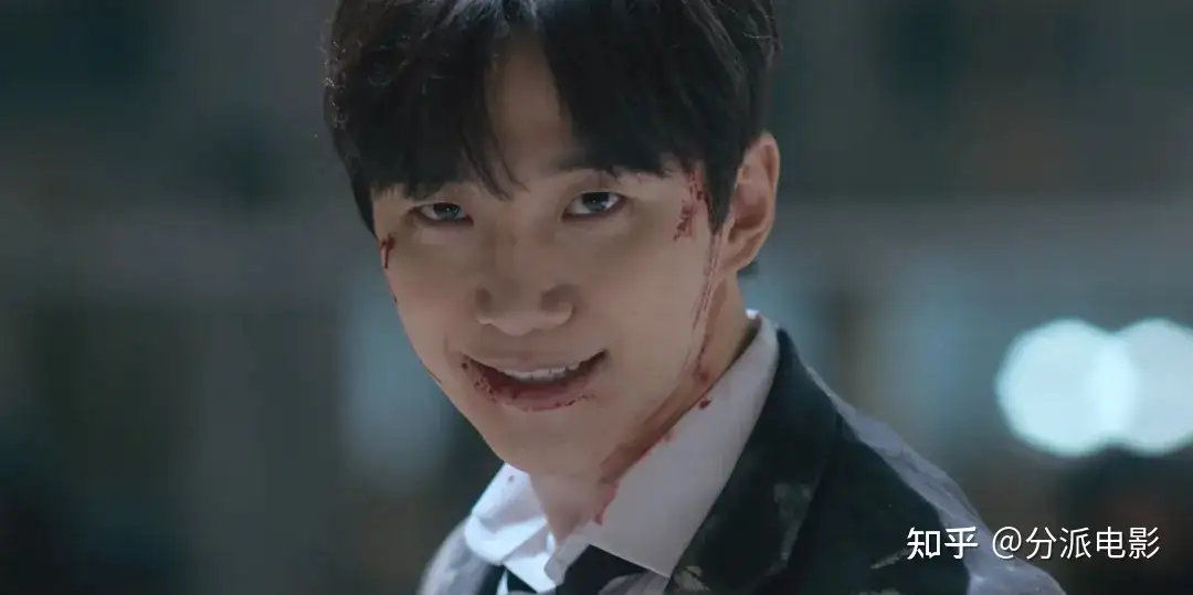 《现金英雄》高能预警！另类超英氪金出战