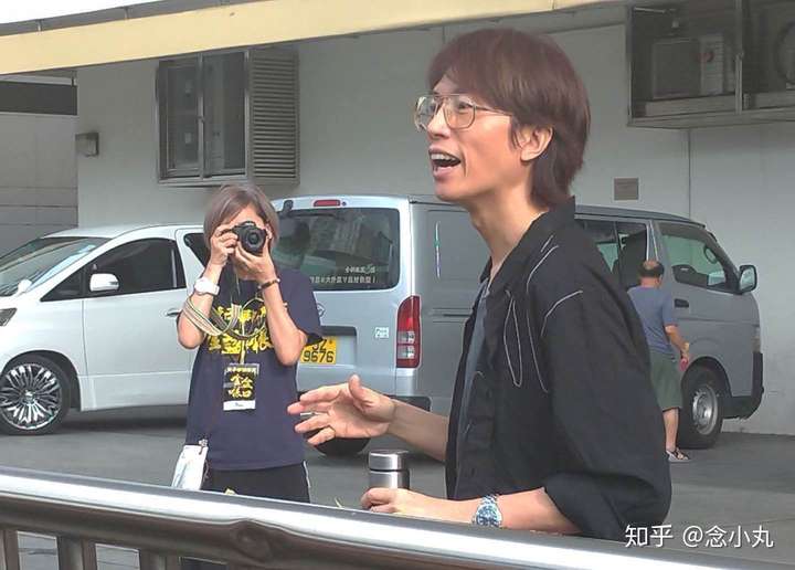 如何评价黄子华收咪栋笃笑《金盆浪口 知乎