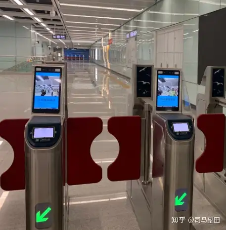 如何看待上海地铁开始试点“闸机常开门”模式？