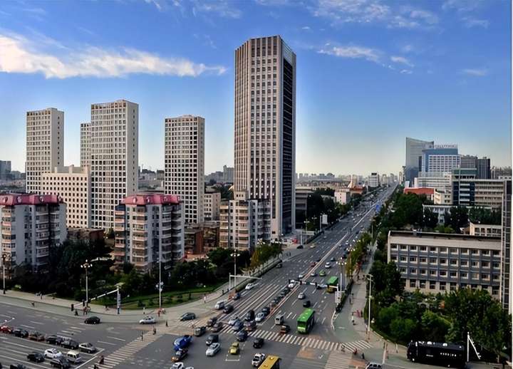 中国第一大城市是哪个城市（中国排名前10大城市）