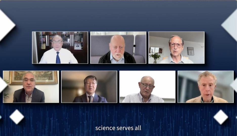 定义科学智能2.0：在WAIC，复旦与上智院的答案是开放协作、科学家为中心，以及一个「合作伙伴」