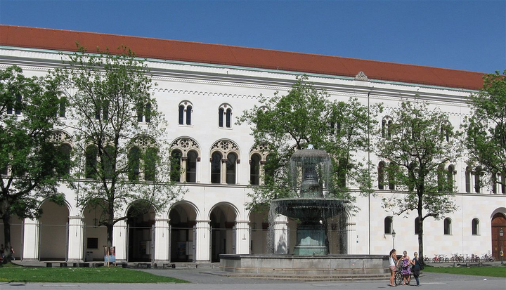 德国慕尼黑大学证书书模板(图9)