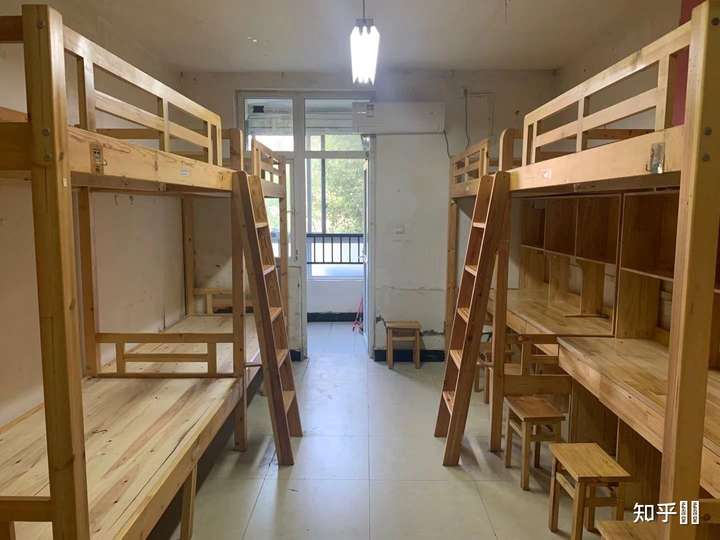 四川外国语大学成都学院大一新生宿舍如何?