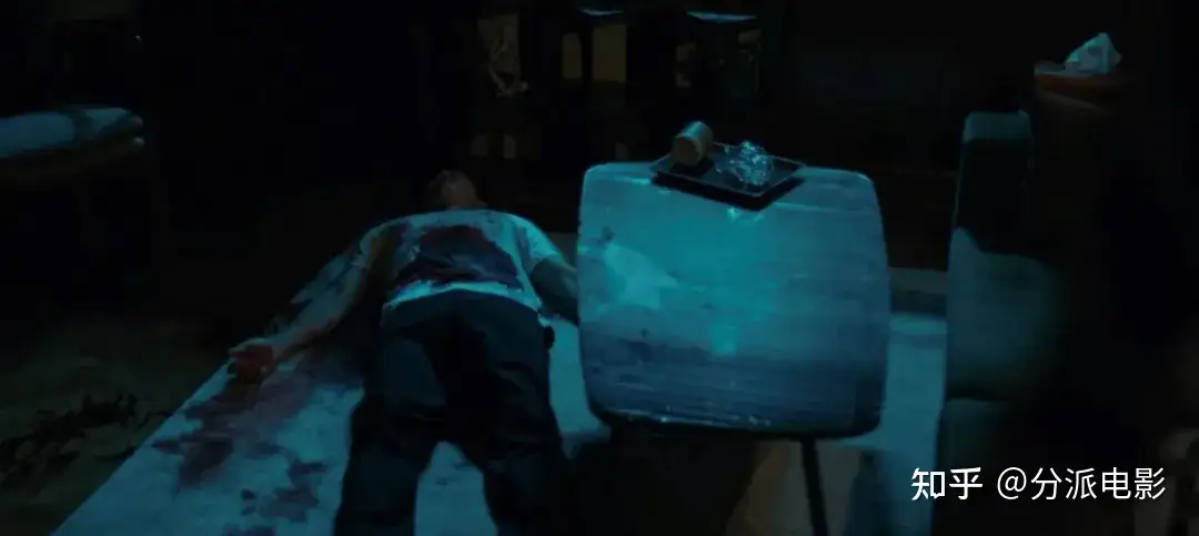 《荣耀》题材猛，尺度大，韩国版“萝莉岛”！