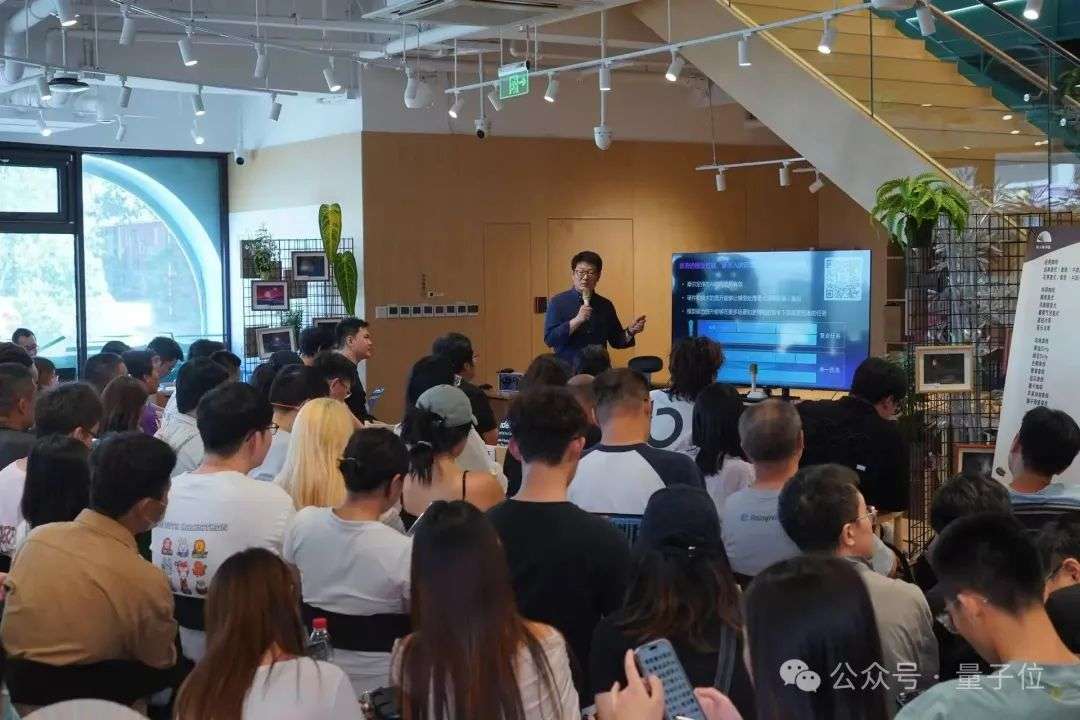 AI Coding大佬聊透了：产品智能重要还是用户体验重要？答案让人意外