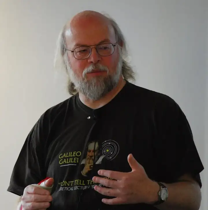 Java 三十周年重磅发声：James Gosling 怒斥 AI 是“一场骗局”，是科技高管“疯狂压榨”程序员的新工具