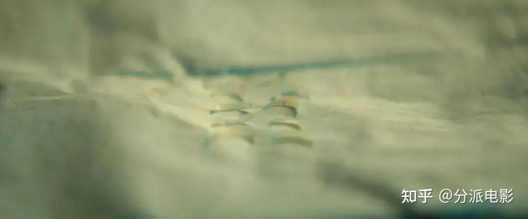《鼠惑》全员恶人,网飞19禁悬疑追凶剧