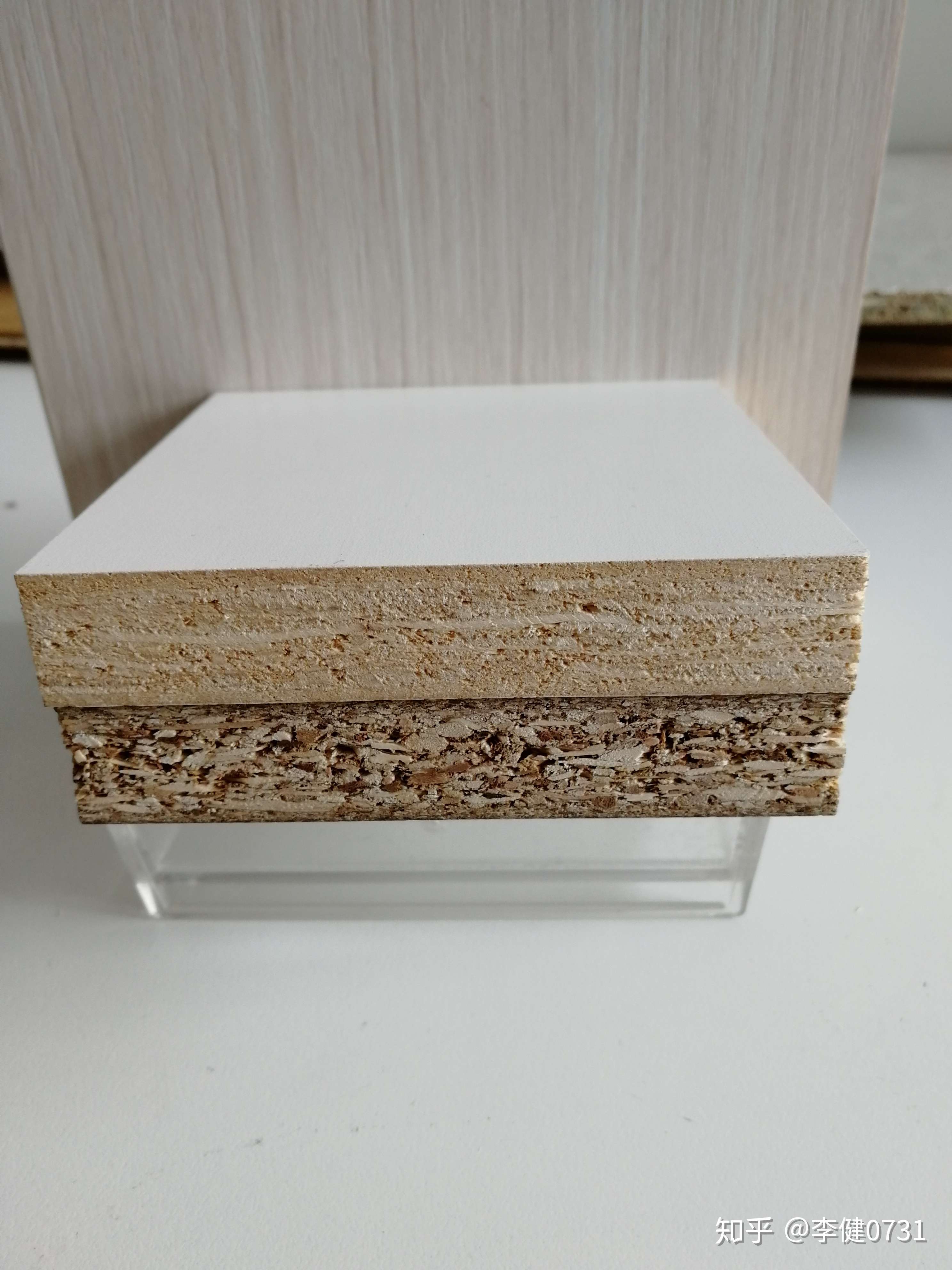 甲醛防控李健 的想法: 1,上板～意大利进口osb板,第一次见到做