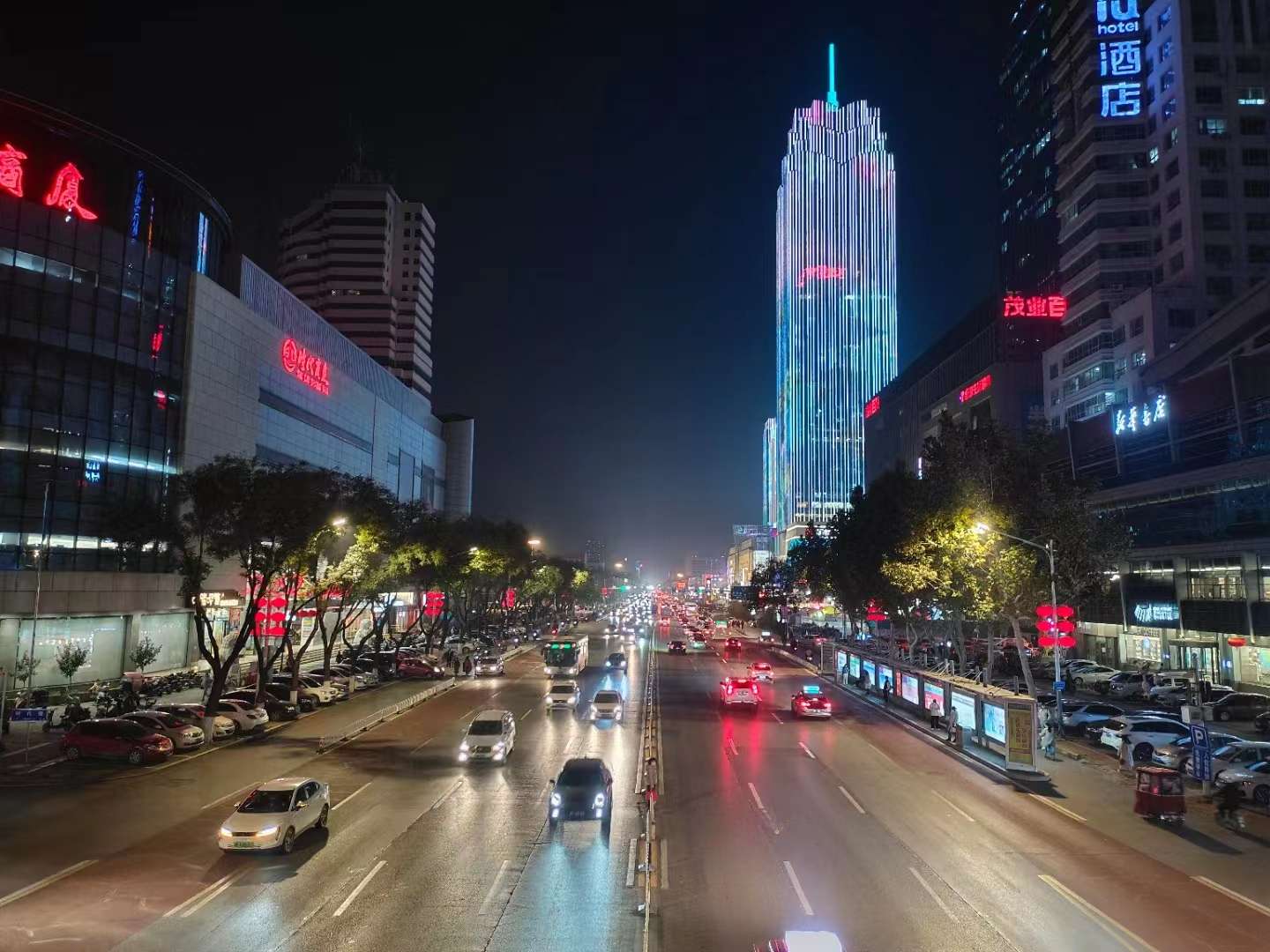 保定夜景 广场图片