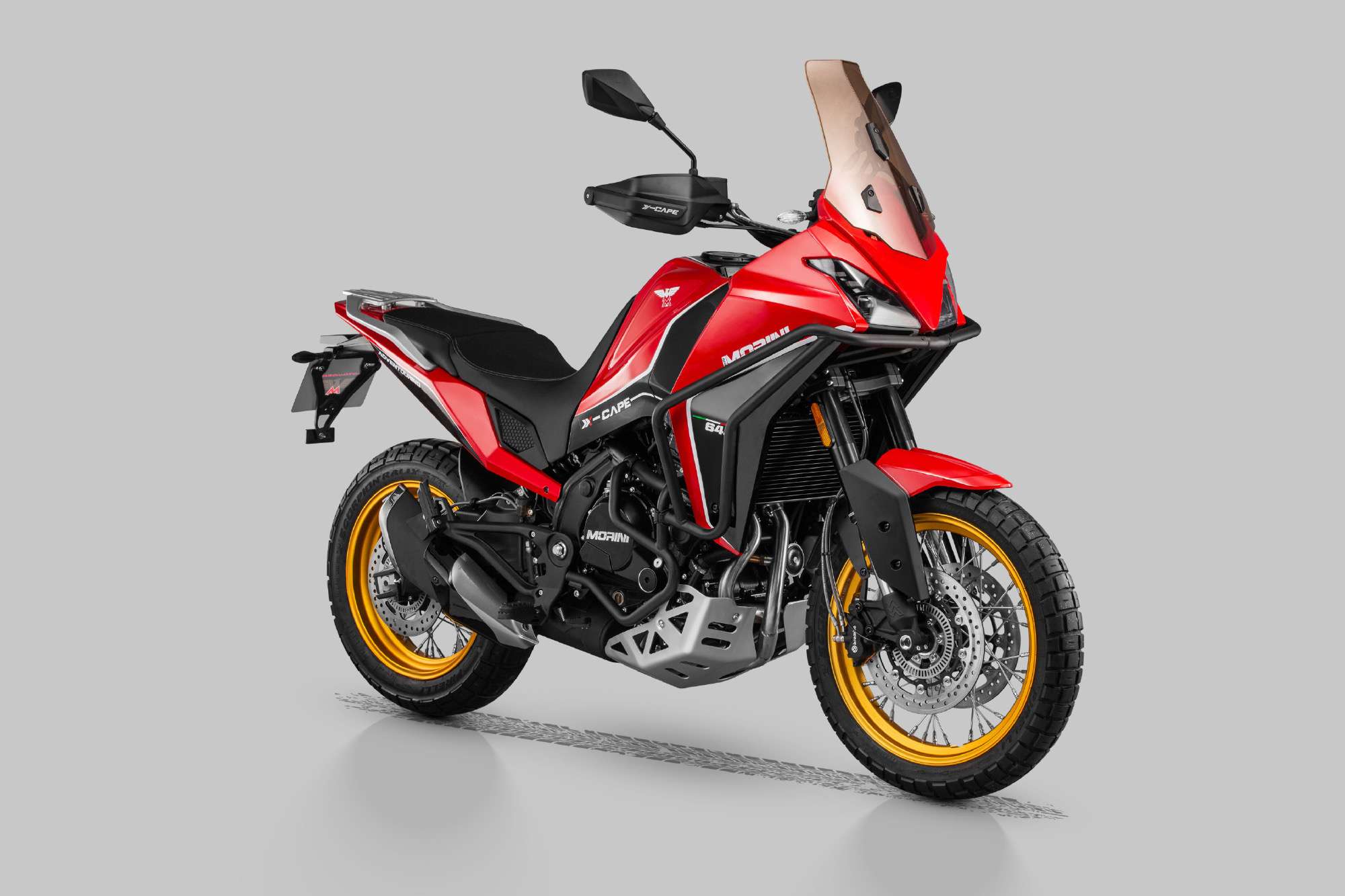 阿丁跑得慢 的想法: 摩托莫里尼x-cape 650 adv,你觉得哪个颜