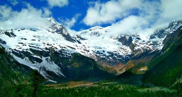 豬哥愛旅遊 的想法: 梅里雪山 | ·梅里雪山又稱太子雪山,是… - 知乎