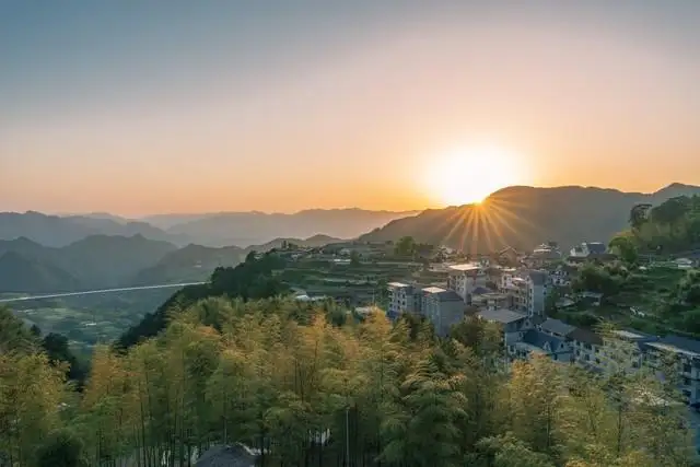 丽水旅游景点哪里好玩（浙江丽水旅游攻略必去景点）