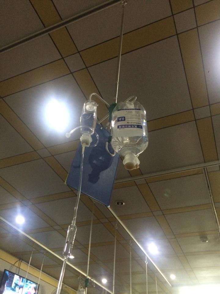 为什么静脉注射阿奇霉素对血管刺激这么严重