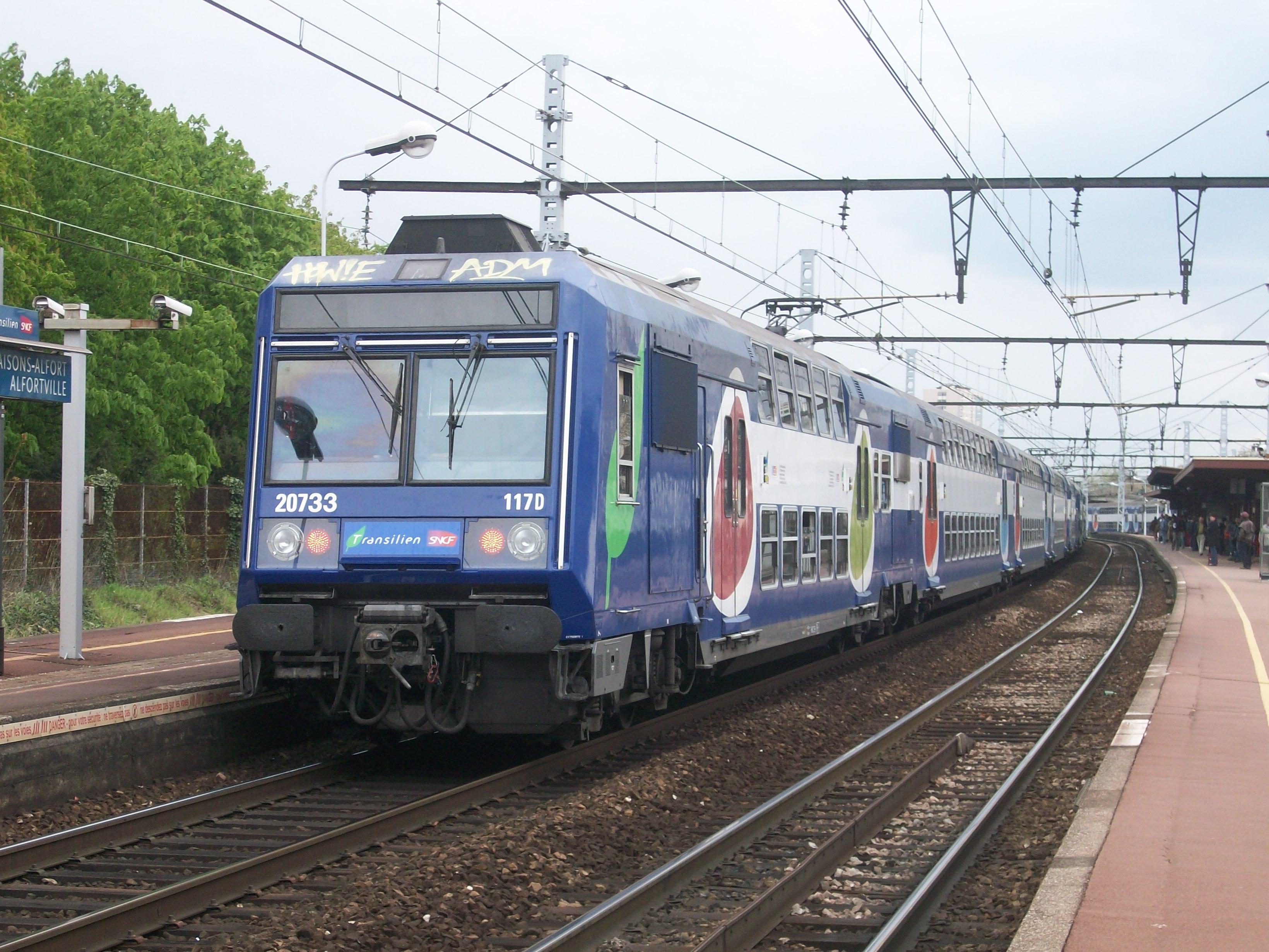 火车能否通过增加车宽,增设双层车厢来提高运力?