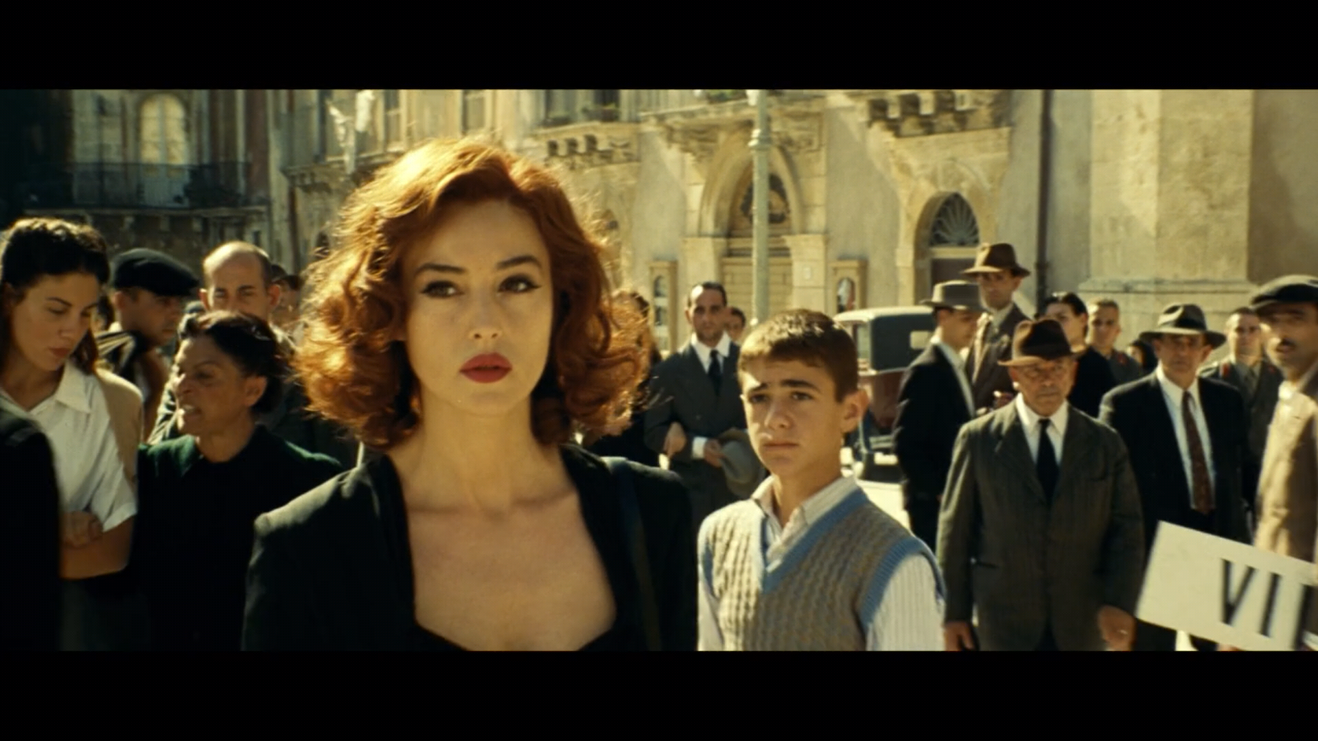 西西里的美丽传说这部电影想要表达的是什么