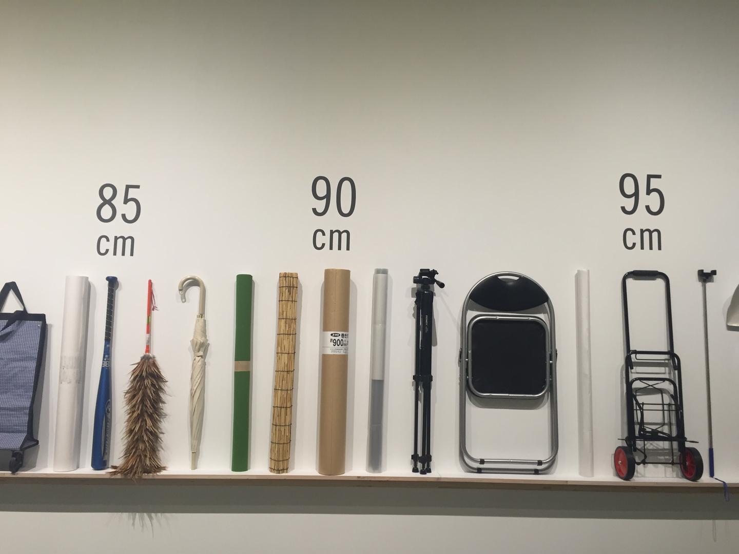 一群日本设计师用硬币、胶水、铁锅、苍蝇拍……做了一个令人惊叹的展览- 知乎