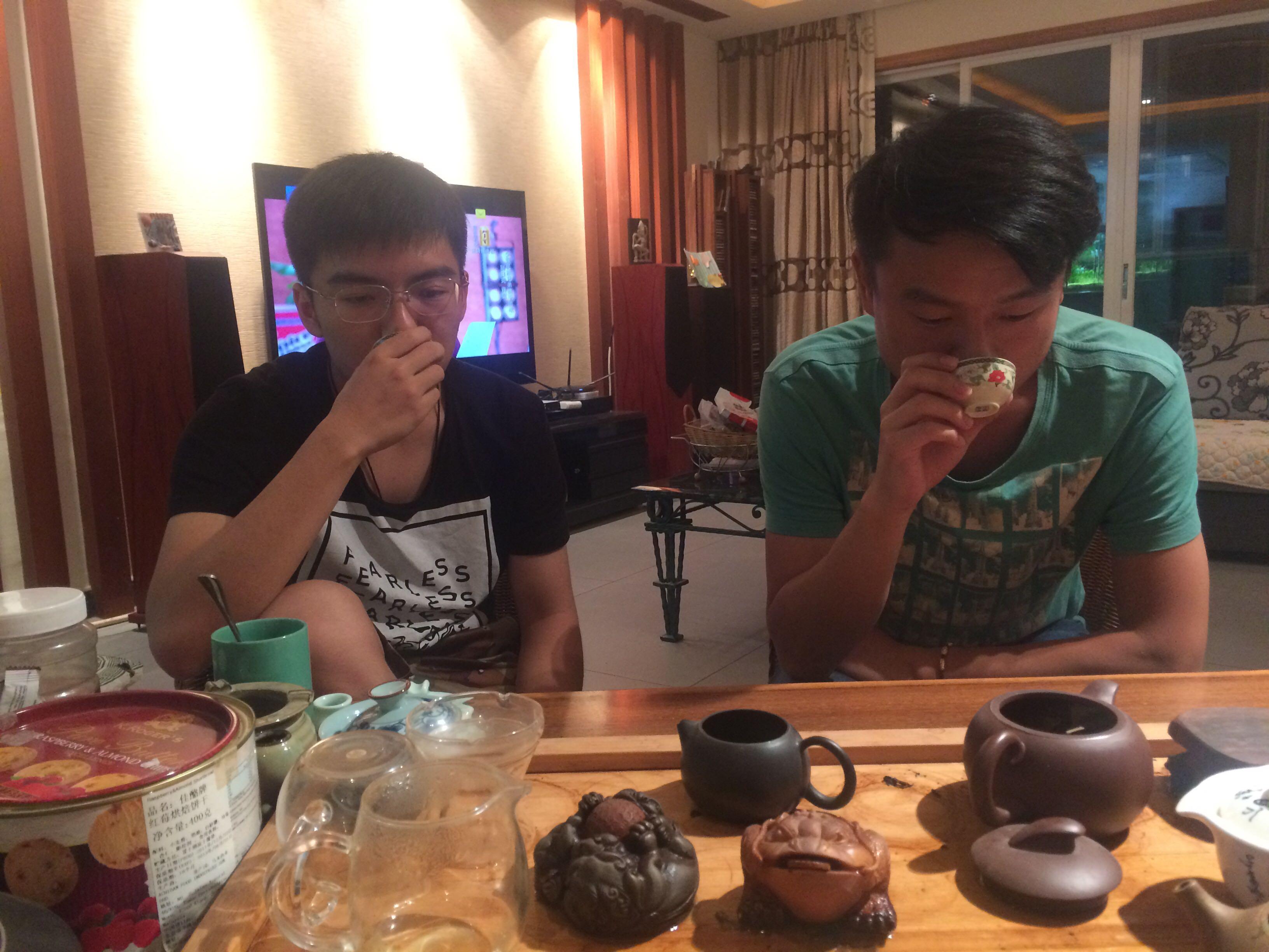 为什么会有一堆人觉得年轻人喝茶是未老先衰和贪图享乐的表现