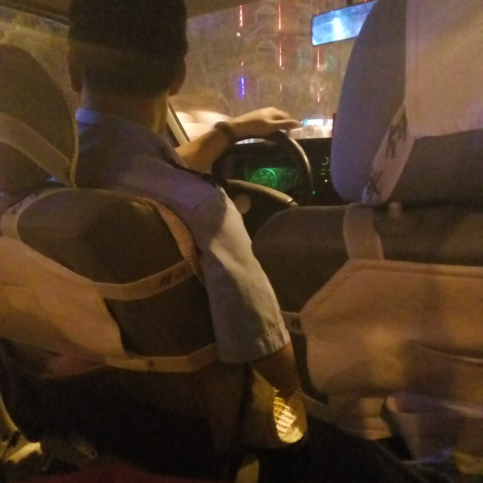 坐警车是一种咋样的体验? - 知乎