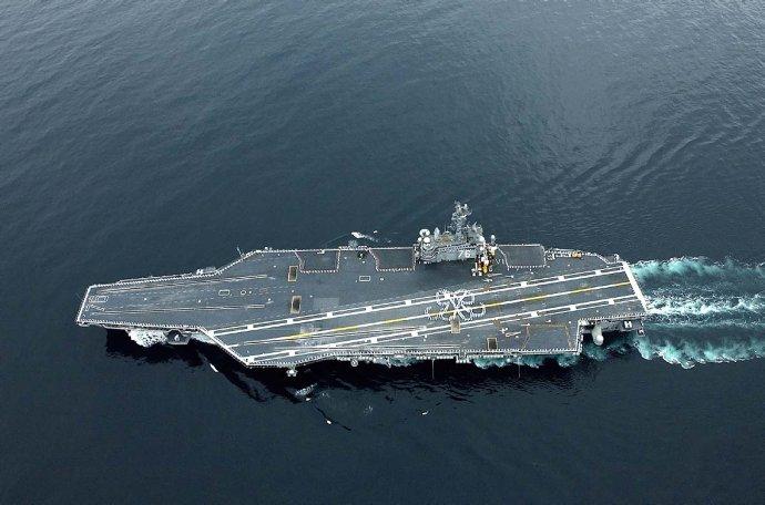 尼米兹号航母四台飞机升降机的具体位置