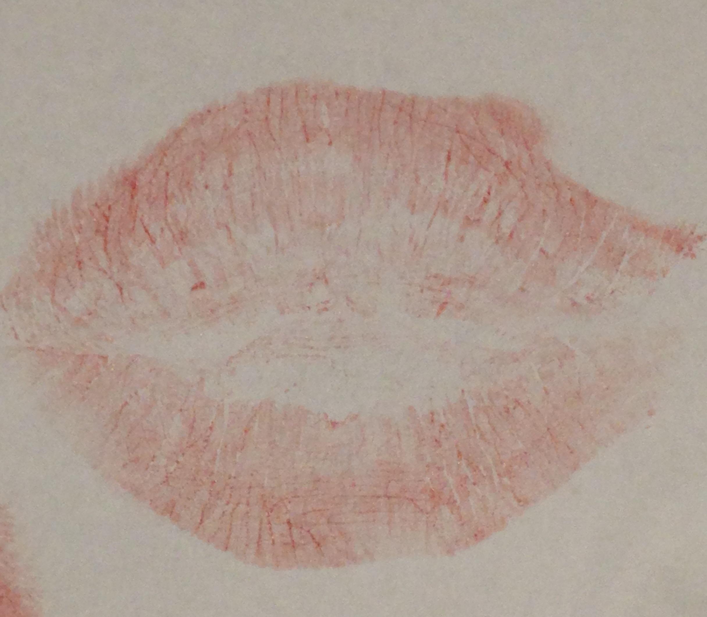 如何在纸上印出好看的唇印