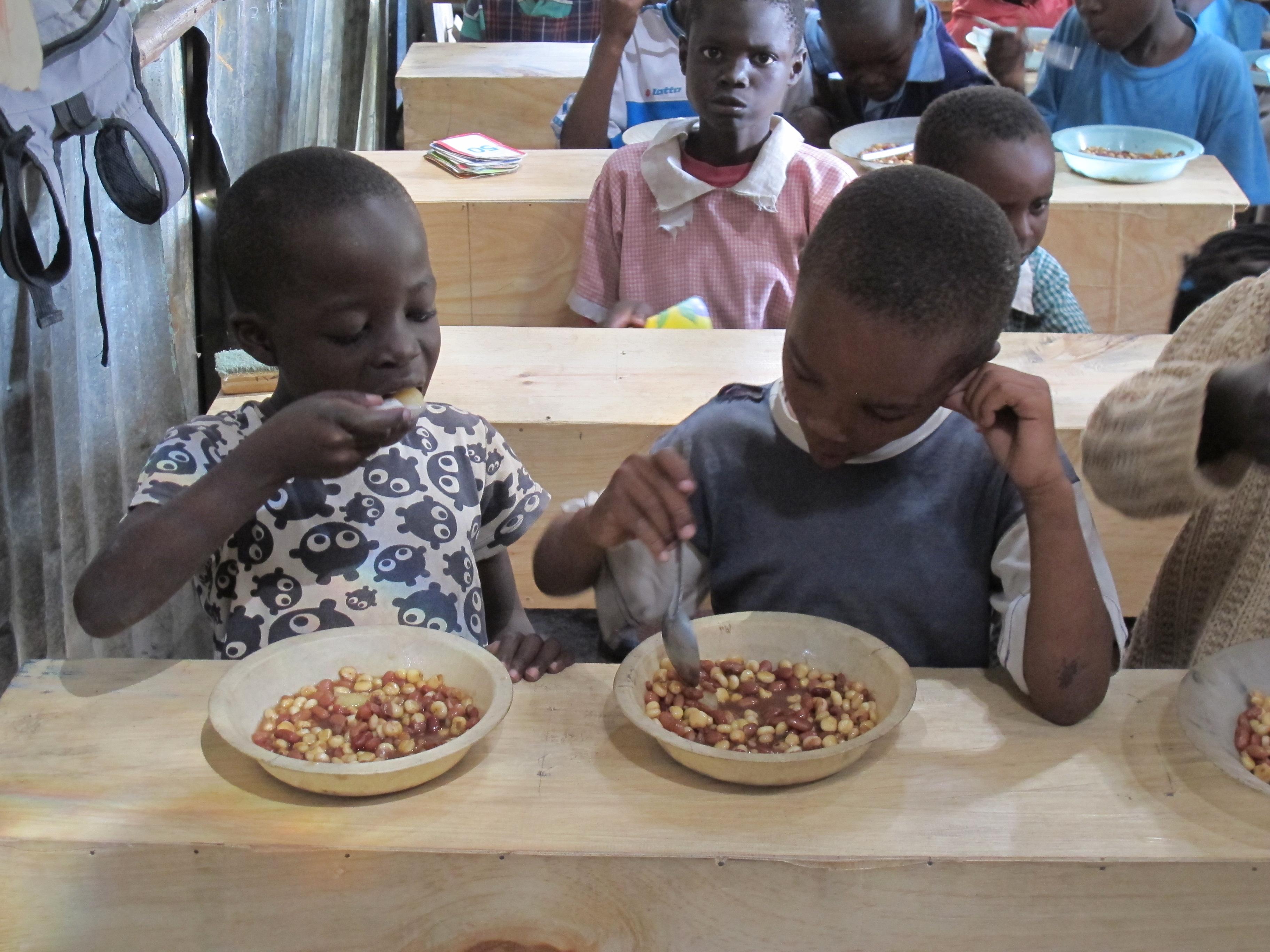 到非洲旅行带 8 岁小朋友同行有哪些需要注意的事项?