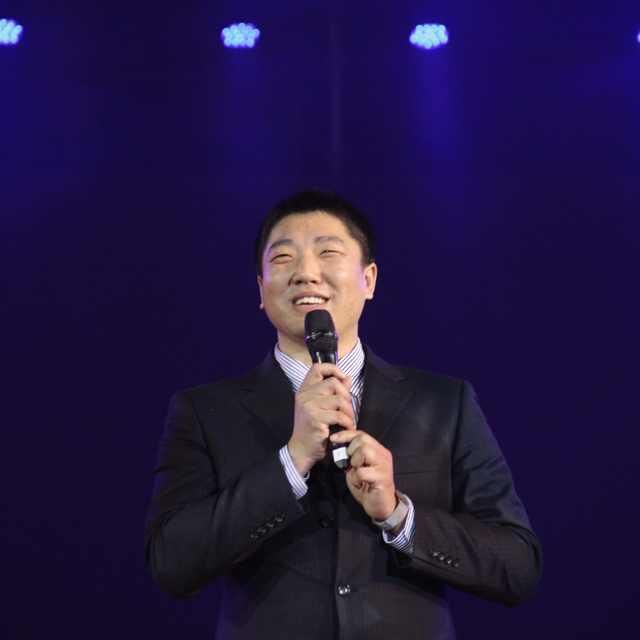 闫浩的作品专区