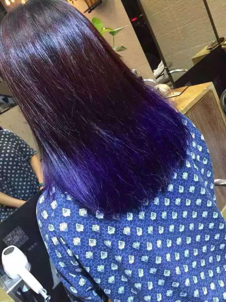 有人染过黑紫色的头发吗是什么样子的