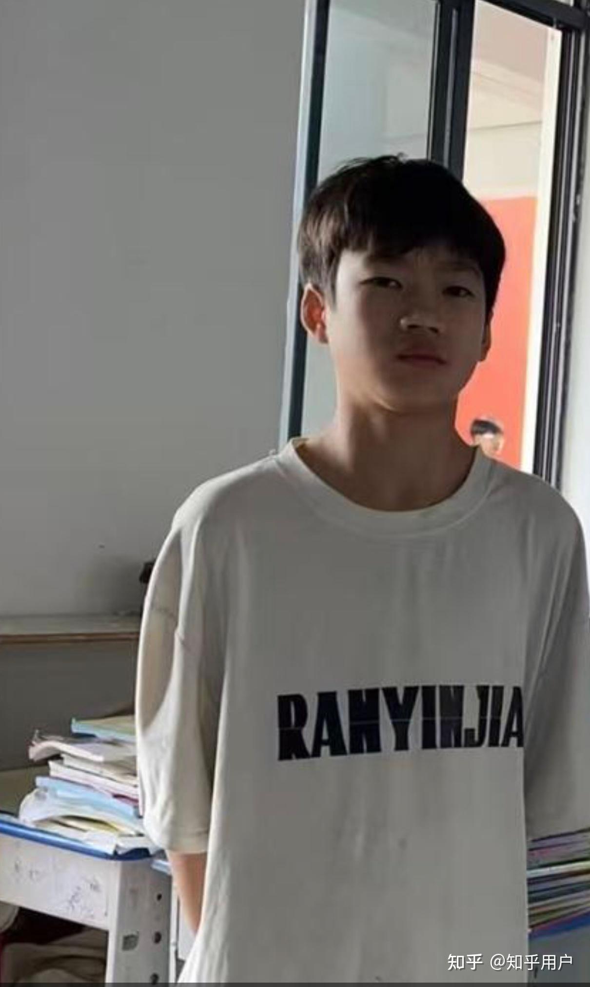 广西凤山县14岁男孩离家后不慎走失,已经失联5天,至今都没有回家,你有