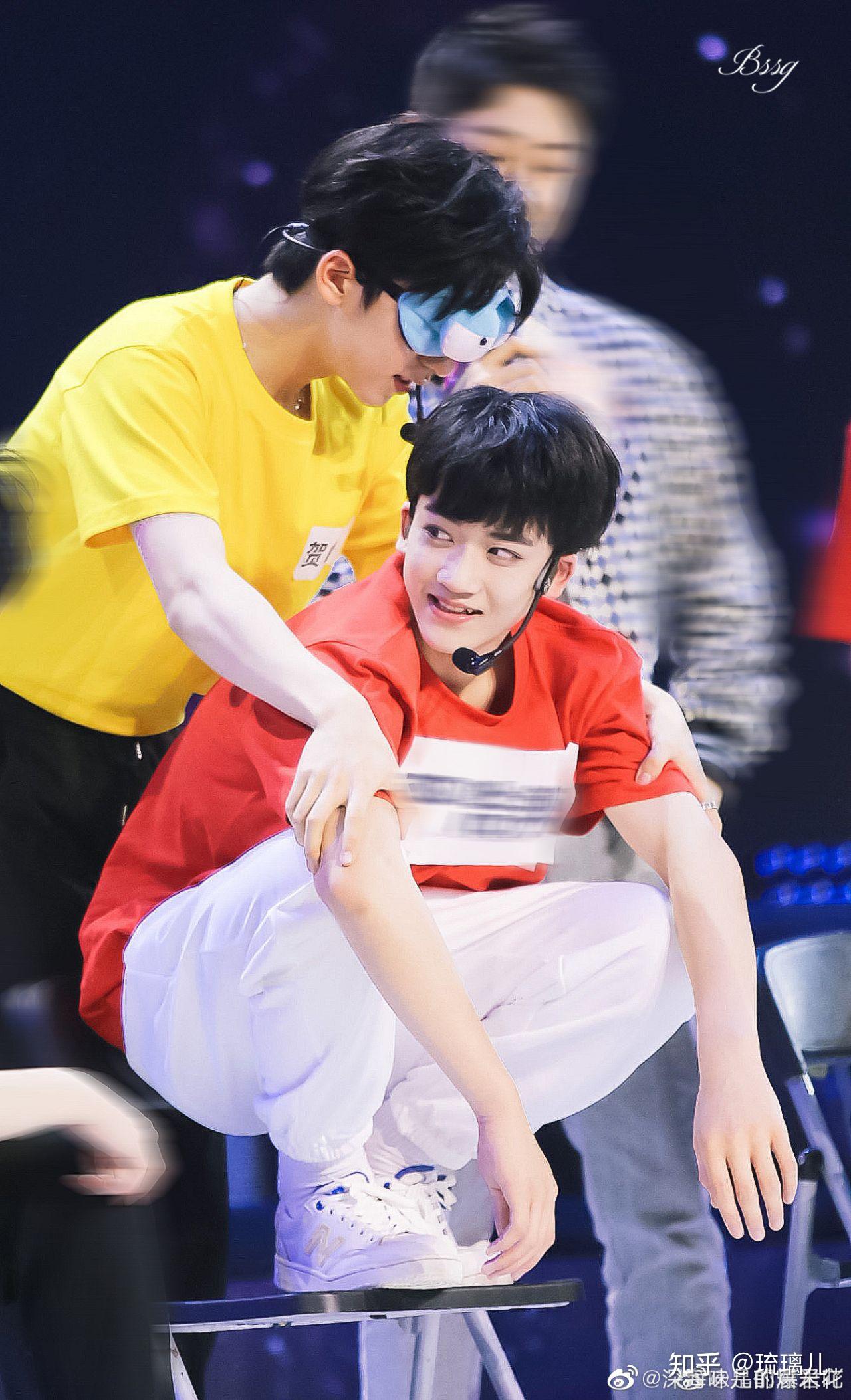 tf家族三代的邓佳鑫为什么这么喜欢贺峻霖? - 知乎