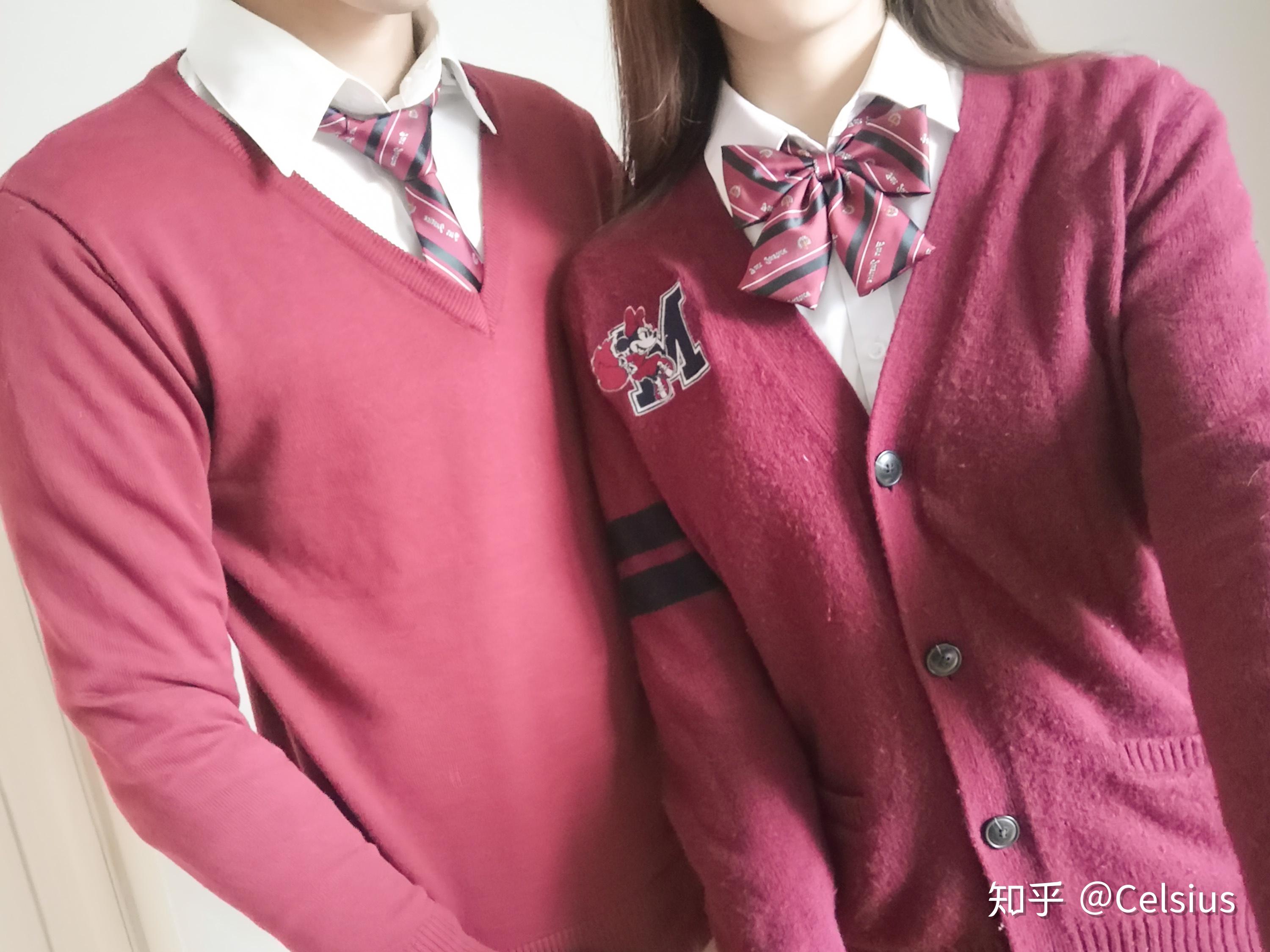 女生出门穿jk男生应该搭什么