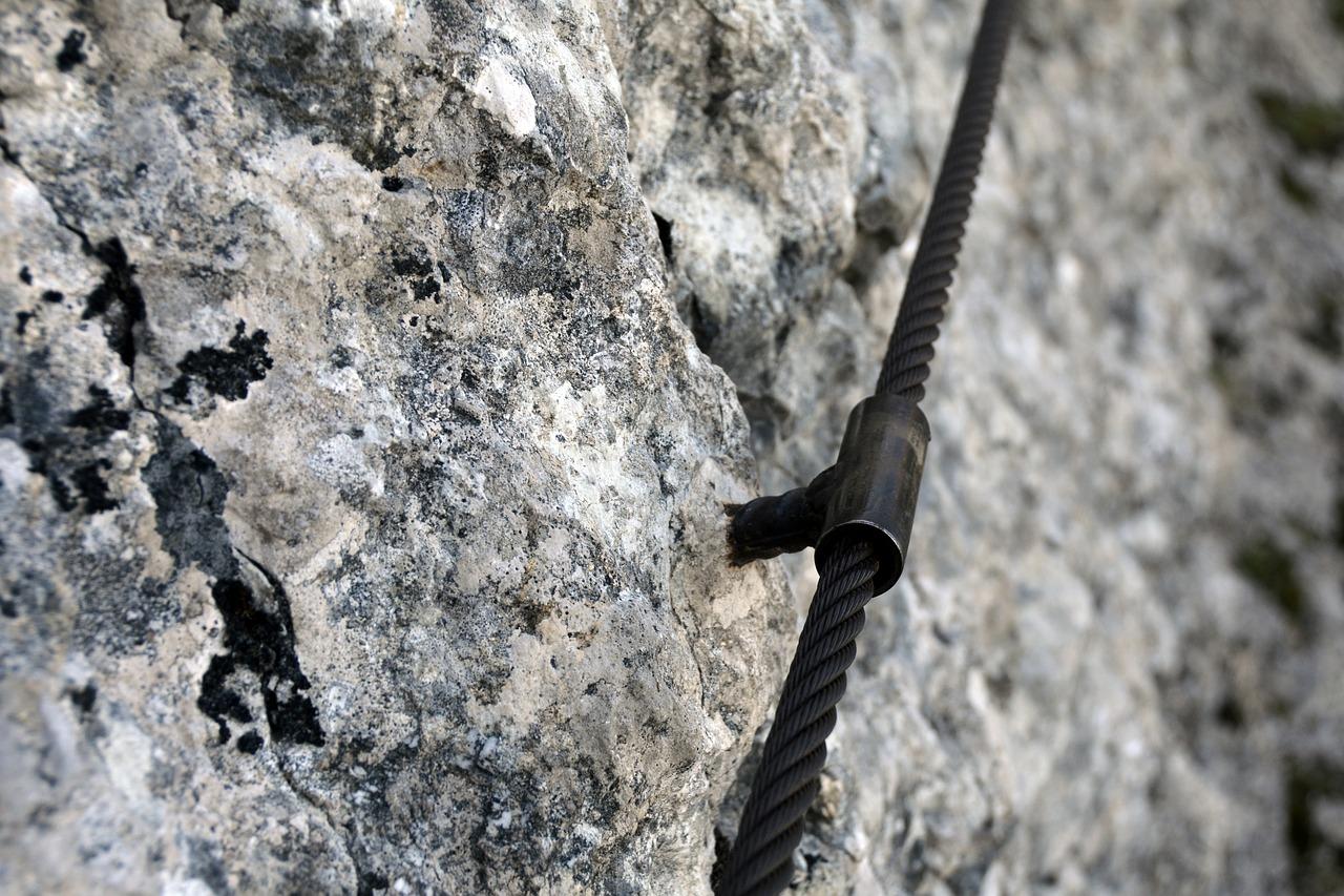 扣件每个为多少重