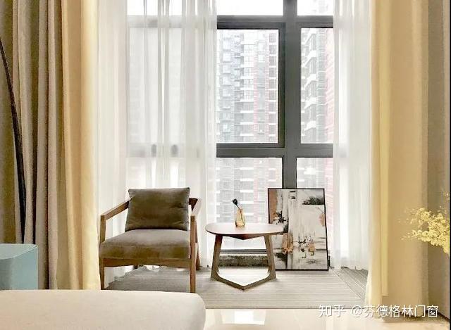 客厅和阳台之间，隔断该怎么做？别盲目跟风了，正解在这儿 - 知乎
