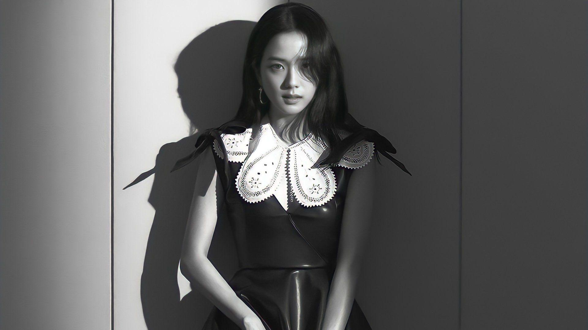 怎么感觉金智秀没有以前好看了?