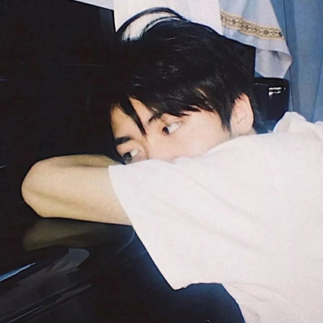 有哪些冷门而且高逼格的头像