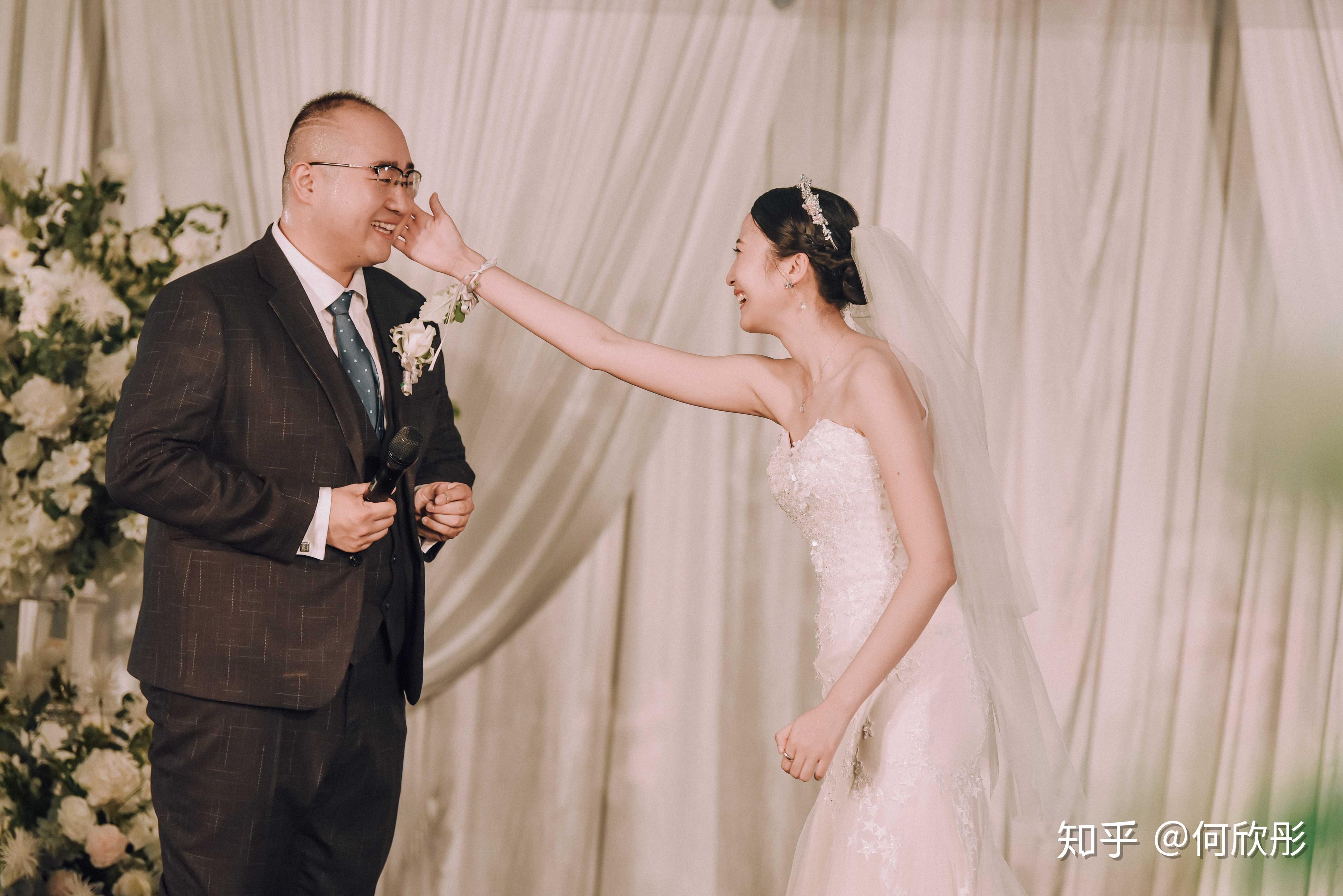 准备做婚礼跟拍可以推荐下镜头吗