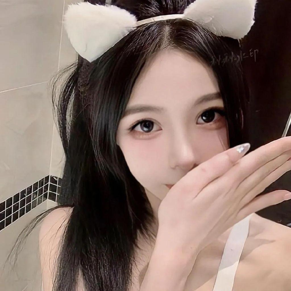 有没有很酷很拽的头像呀?(很酷很拽的图片女生)