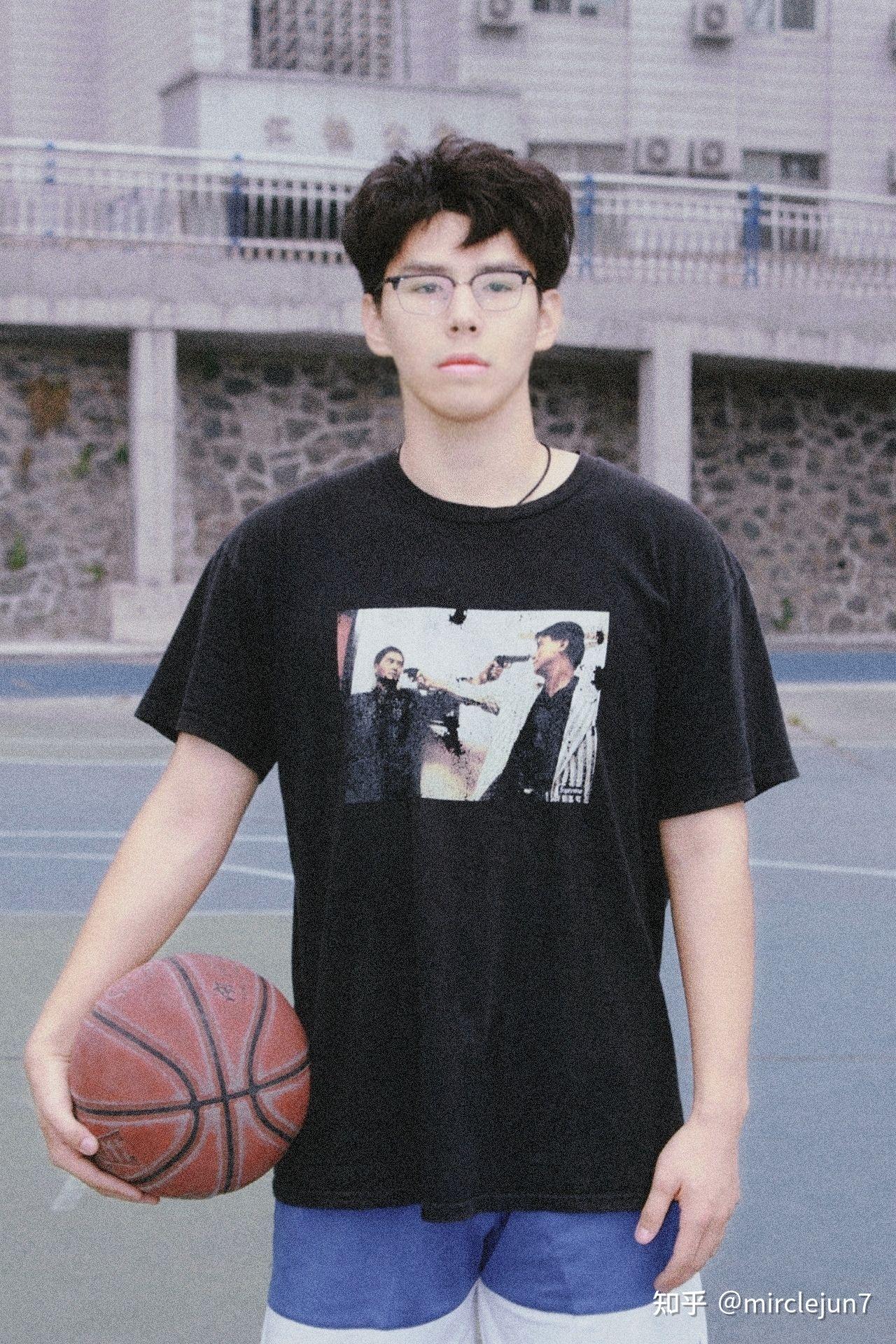 身高190cm体重190斤 是球儿吗? - 知乎