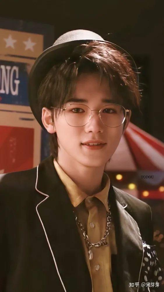 能分享一些tnt七个人的帅照吗