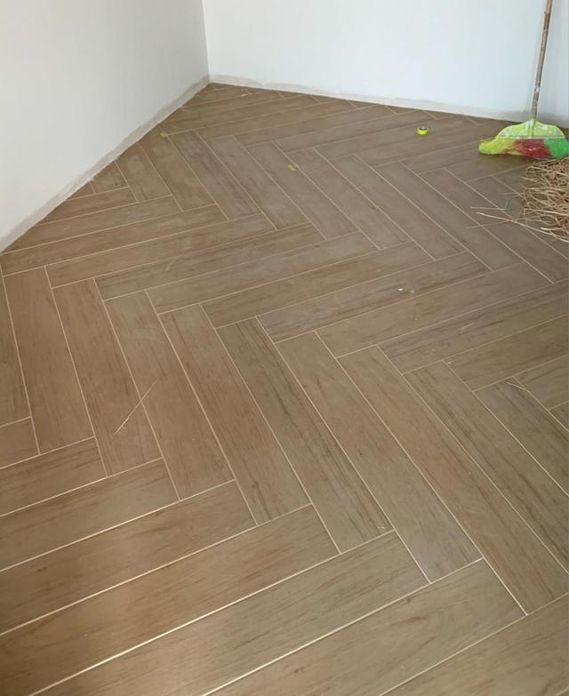 为什么很少人用木纹砖(一提到木纹砖设计师一脸嫌弃)插图(20)