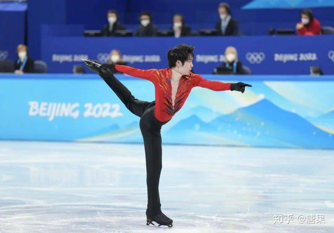 羽生結弦作為日本人為什麼能得到央媒的稱讚他的成名有多勵志