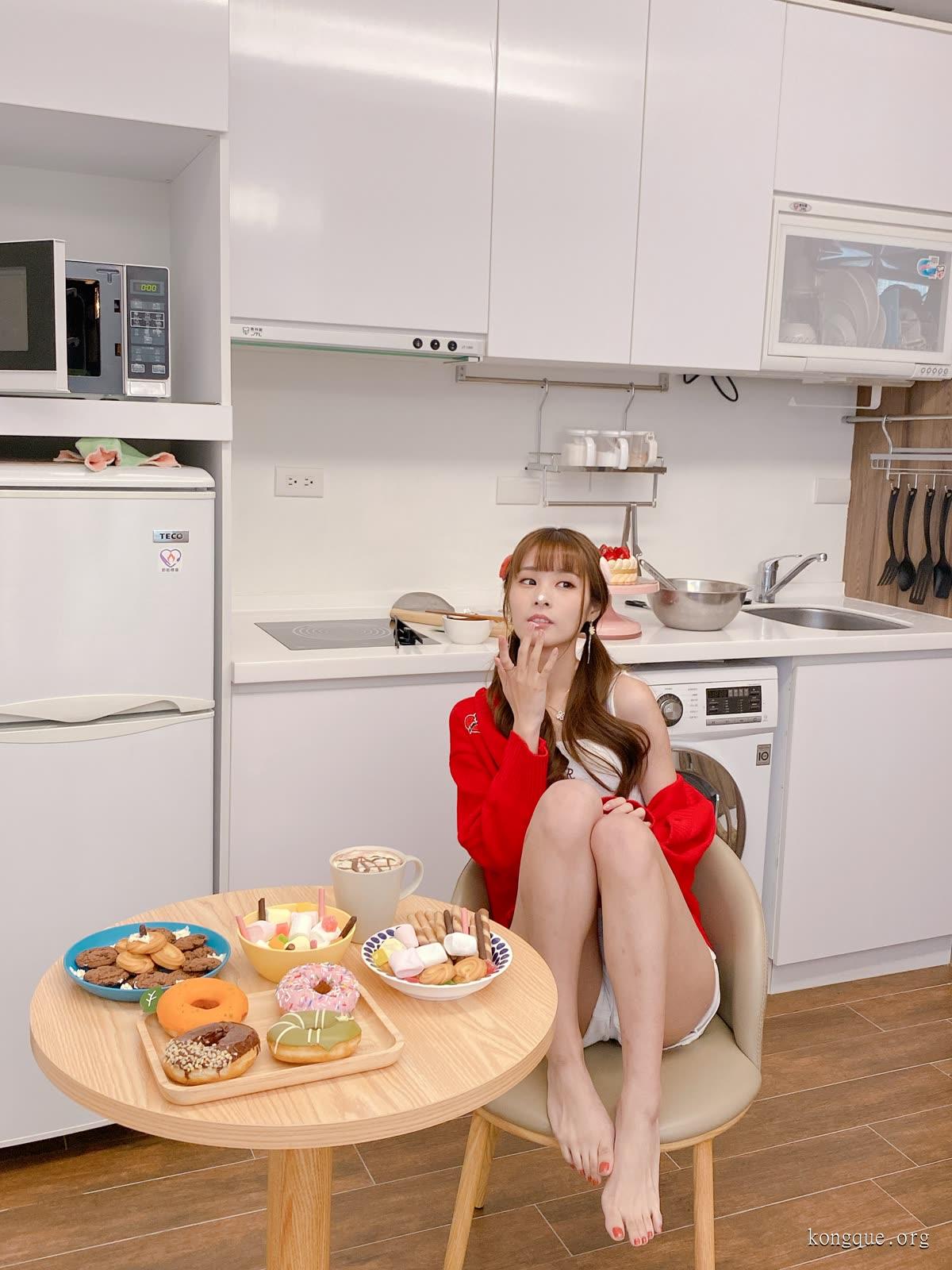 泥泥汝 – 全套无水印14期&视频[9.2G-2024.8新发]-佳人吧