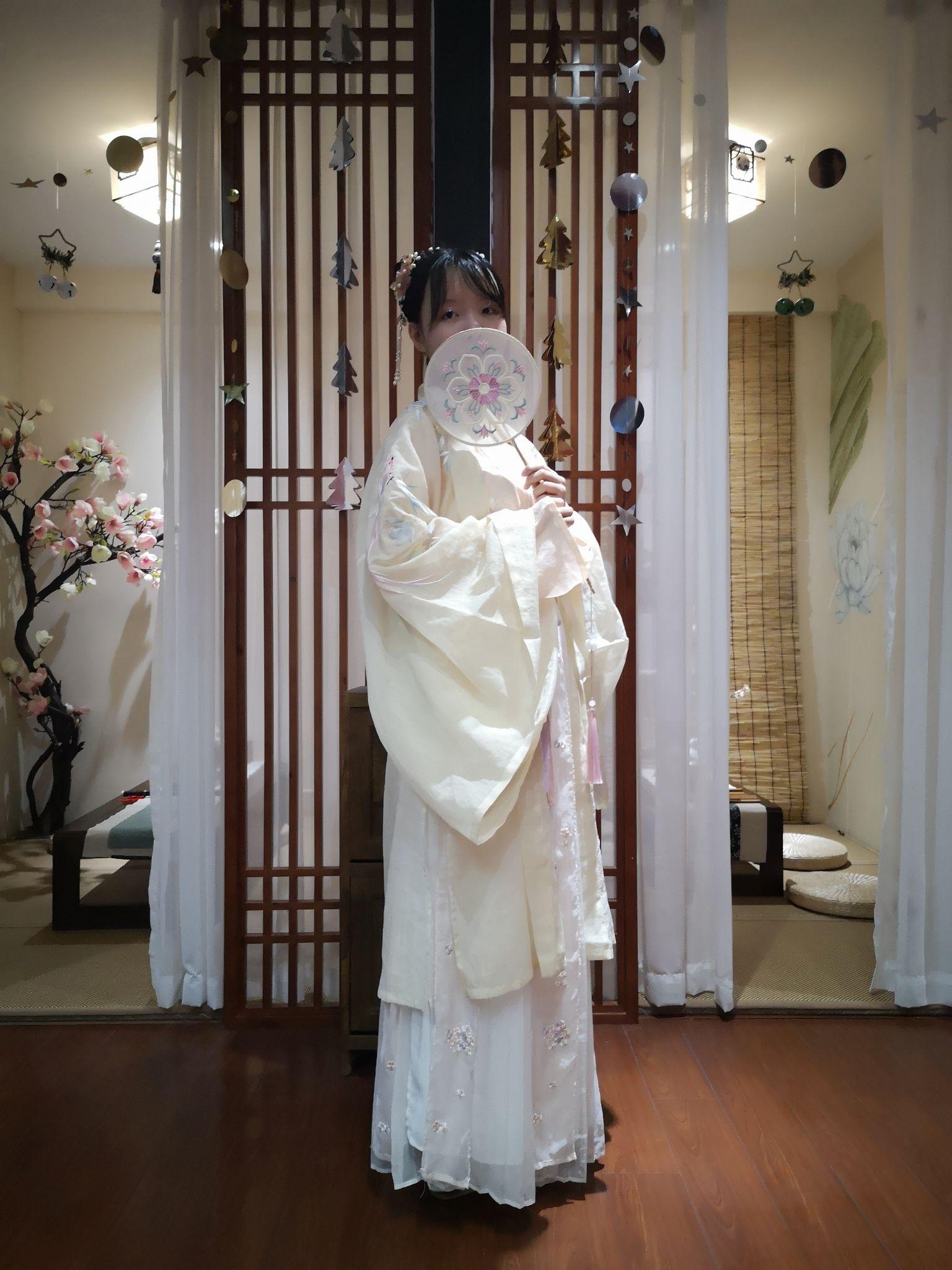 汉服lolita jk哪个对身材要求最低呀? - 知乎