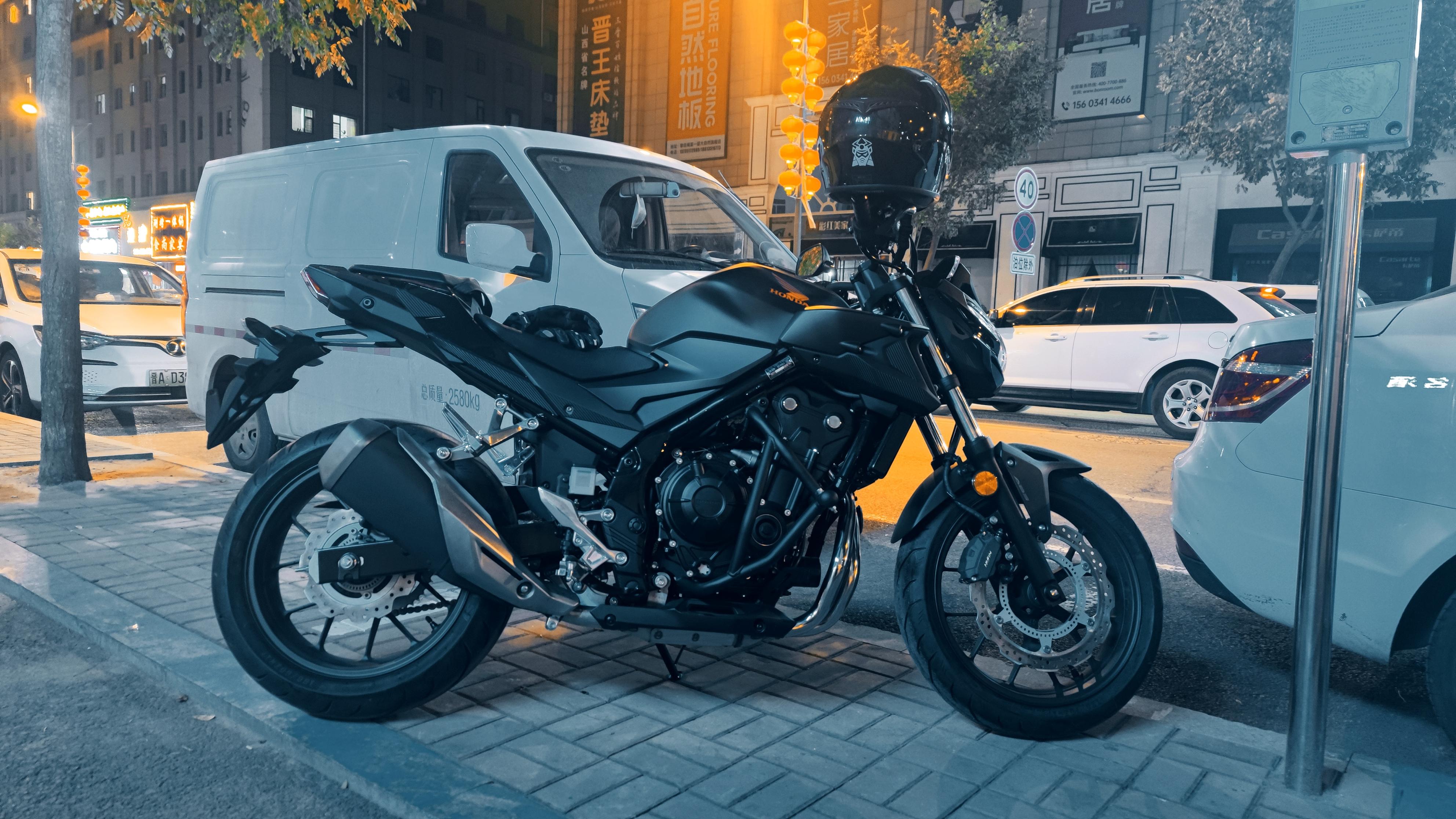 50000以内因该买春风650nk,高金gk500,幼狮500还是二手ktm390. - 知乎