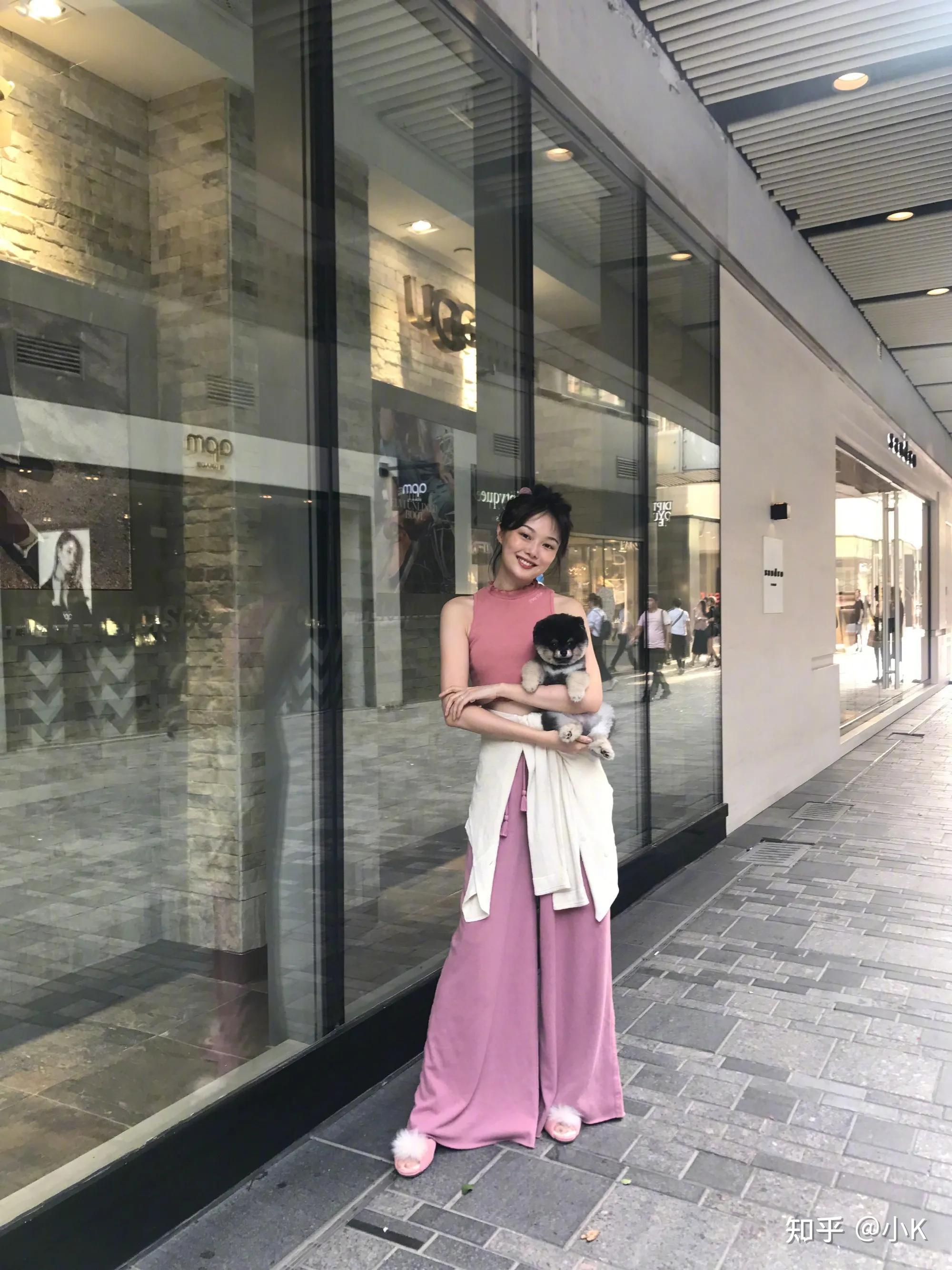 “贵妇顶流”晚晚,17岁当野模,21岁成小三,她比你想象的更精彩 - 知乎