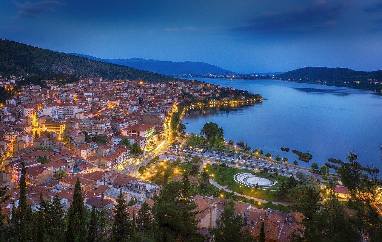 3. 绿化率高社区