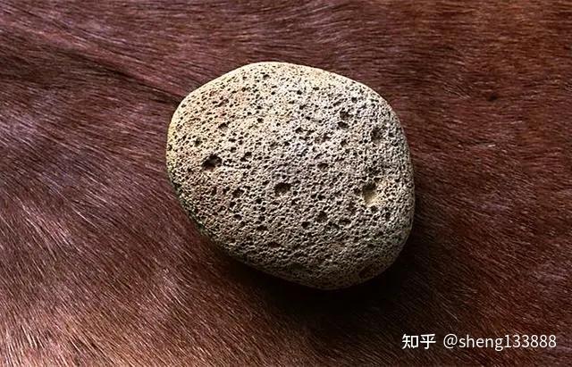 猪皮上有猪毛怎么办?别用刀刮了,教你2个小技巧,彻底清理干净 - 知乎