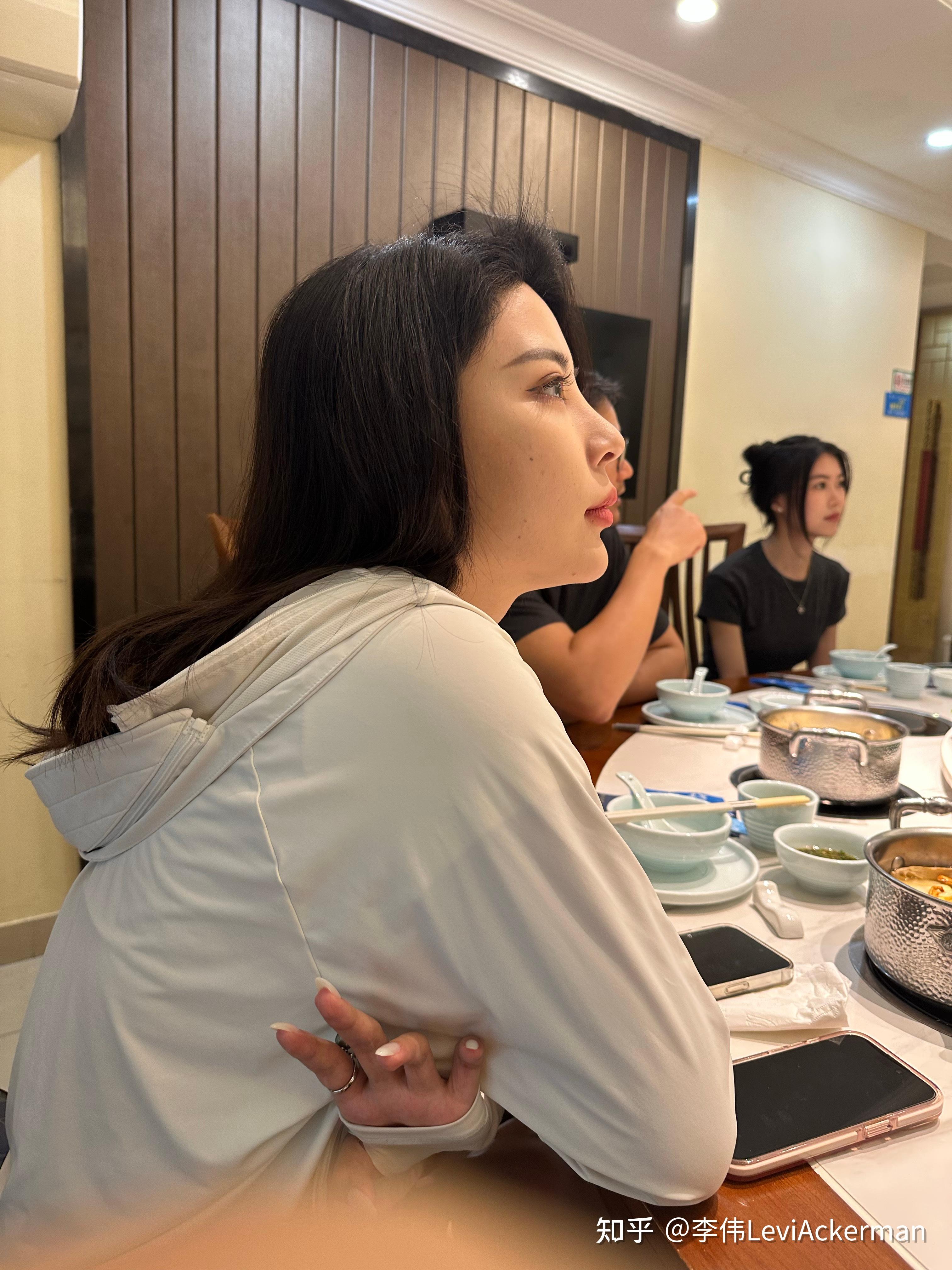 如何评价b站散仙彤彤子?