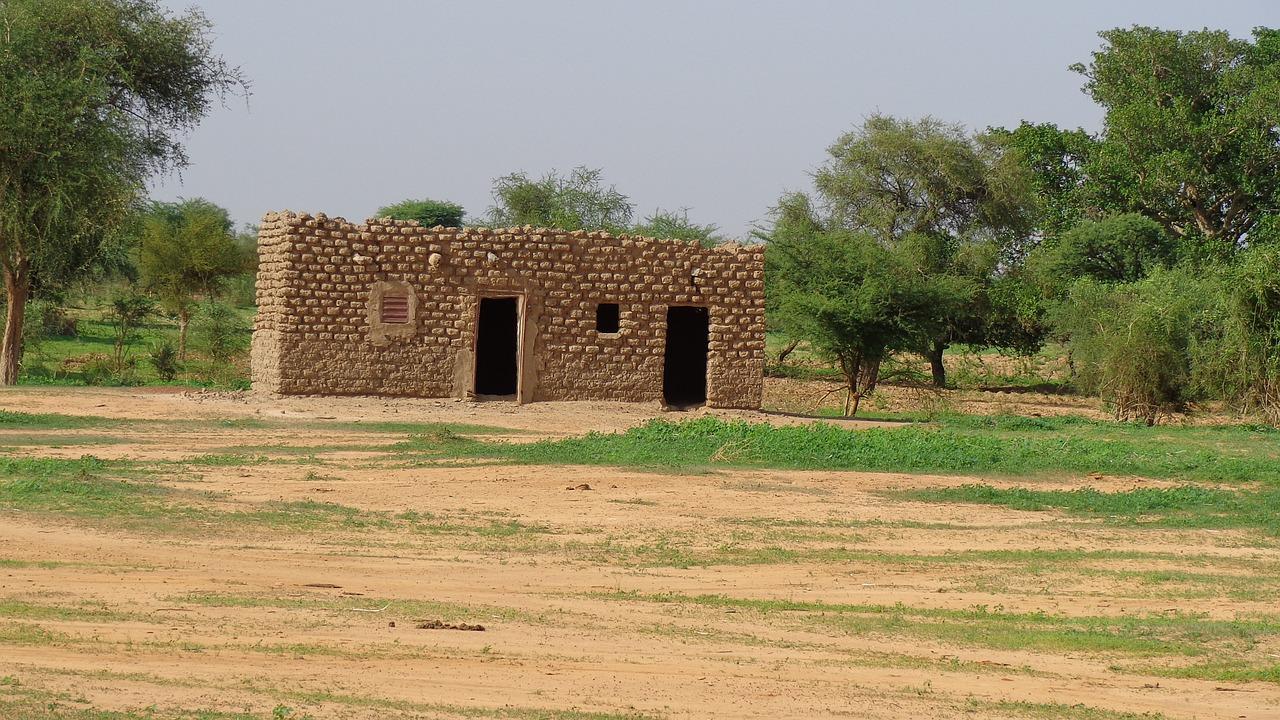 建筑年限与安全评估