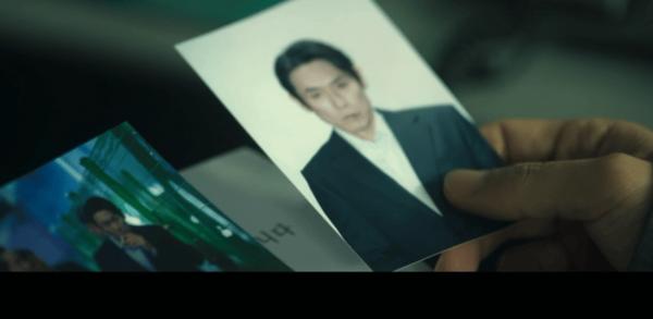 《鼠惑》全员恶人,网飞19禁悬疑追凶剧